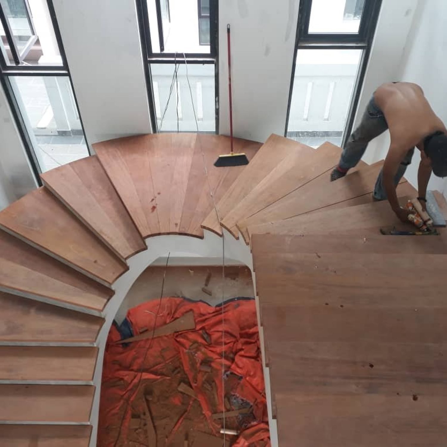 WhatsApp-Image-2025-03-30-at-13.53.11_d976cf45